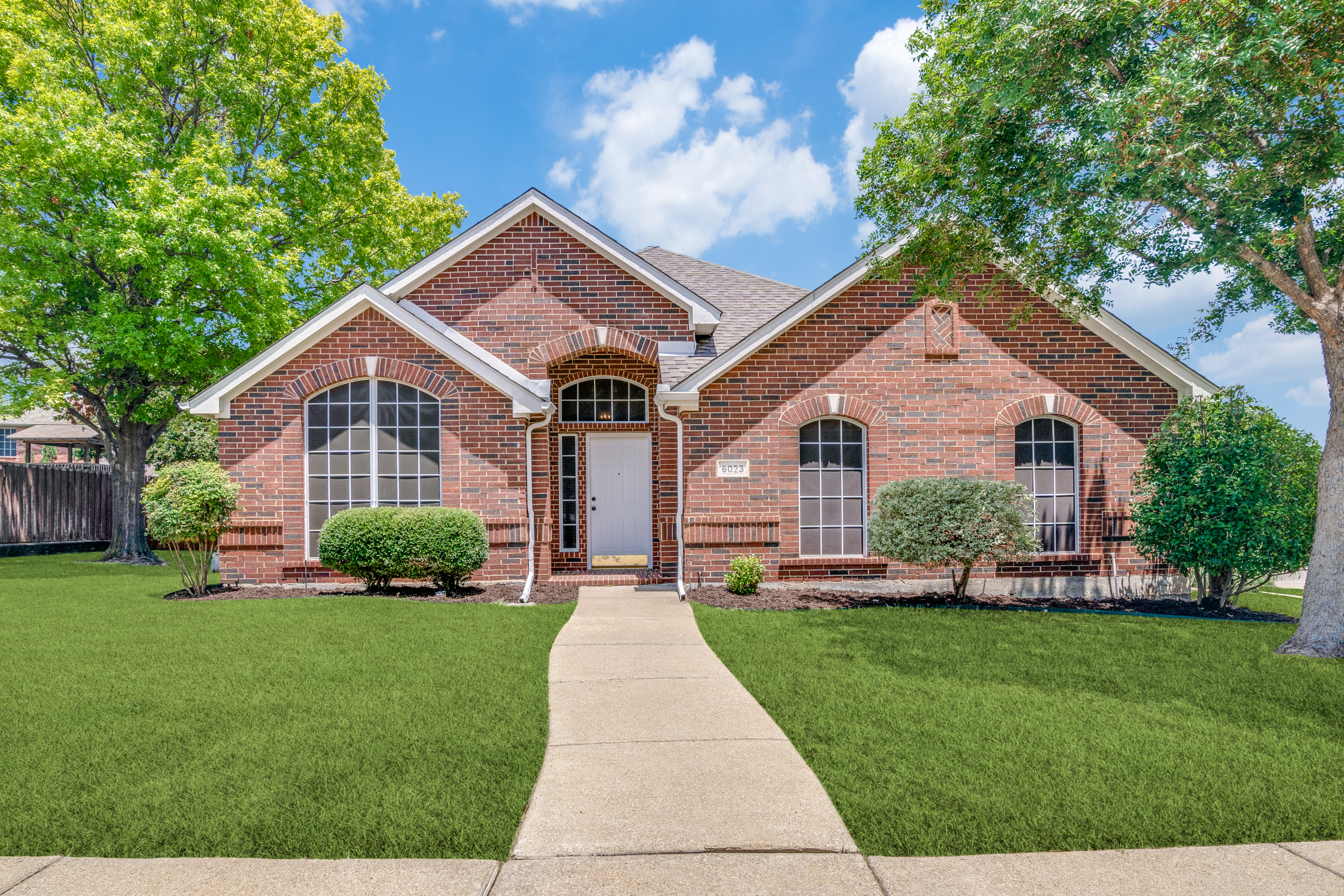 6023 Vista Lane